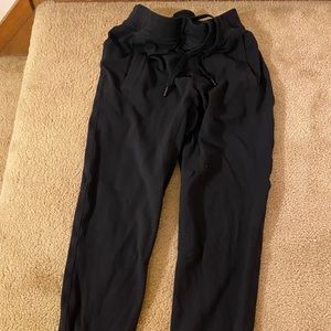 Lululemon intent jogger